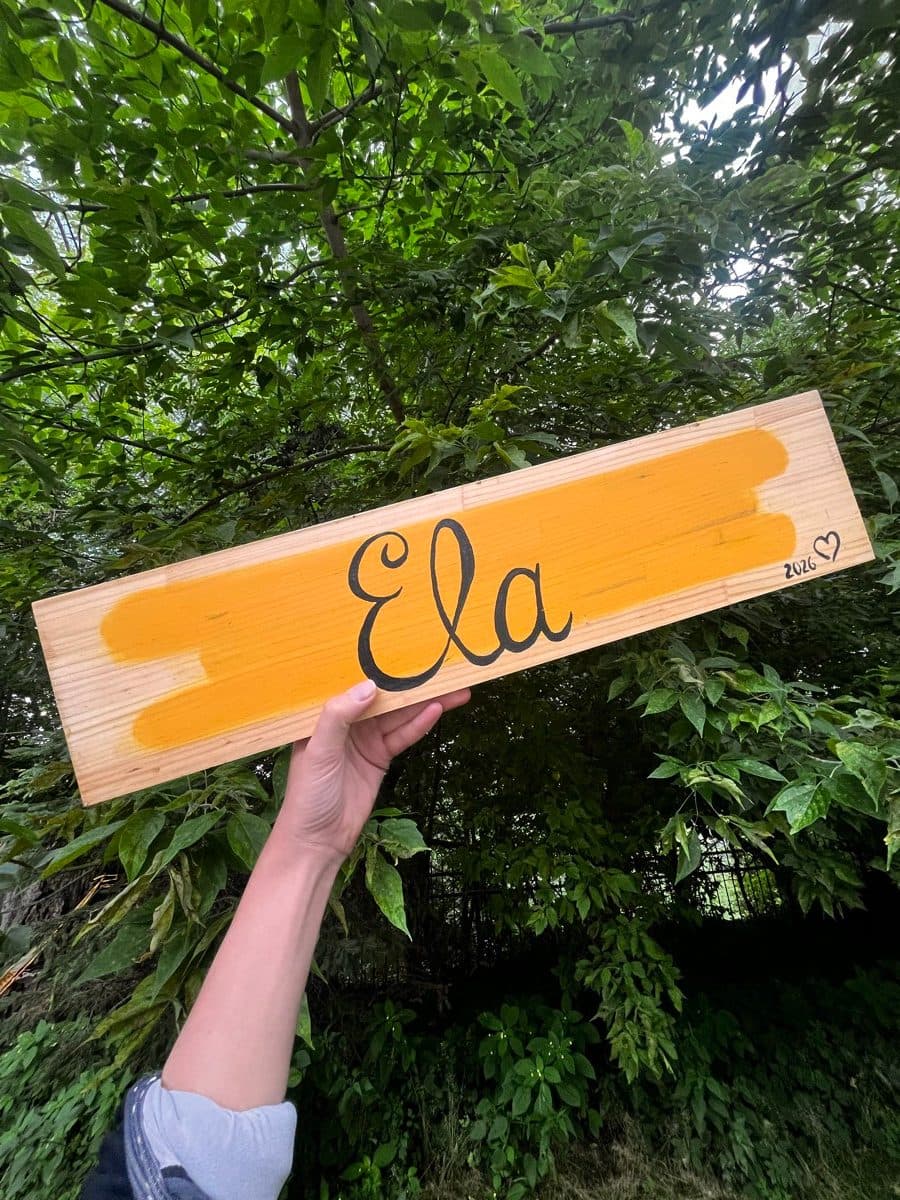 Medinė vardo lentelė „Ela“ Obuolyno sode